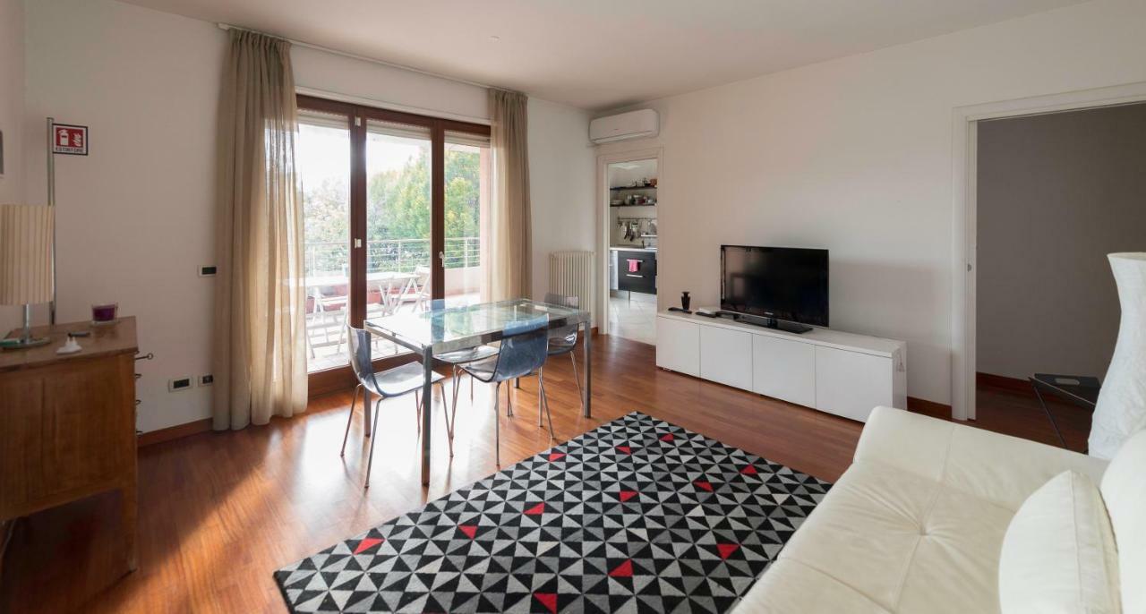 B&B Pierpy Appartamento Pescara Mare Exterior photo